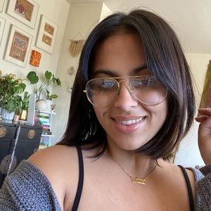 Meet your Posher, Sahiba